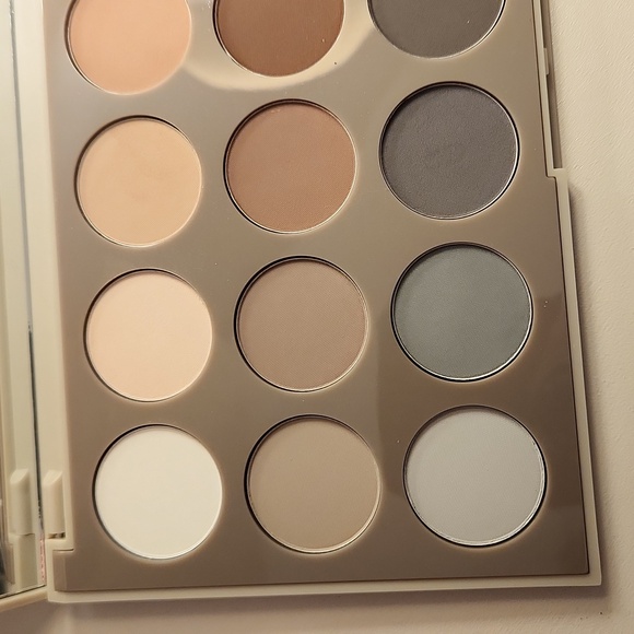 Eyeshadow Bundle 💗 - Picture 7 of 10